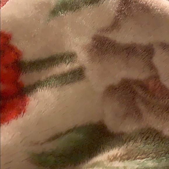 Meet your Posher, Mayra - Picture 1 of 1